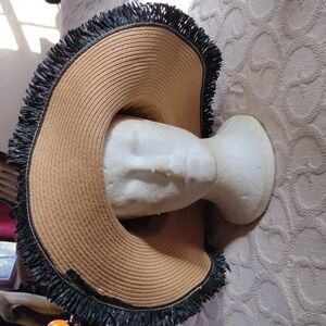 4@30.00 or 25.00 NWT  Floppy Hat by FADED GLORY